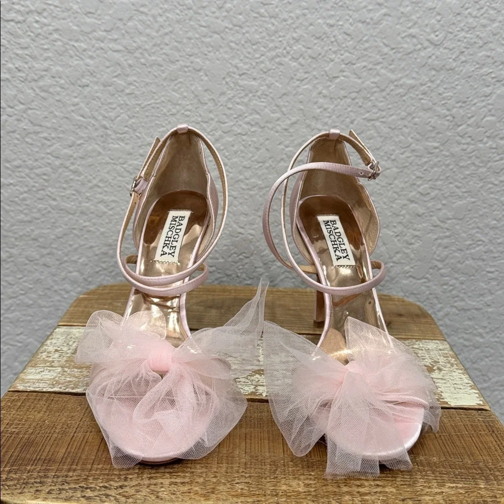 Badgley Mischka Terris Tulle Poof Bow Heel Pink Blush Size 6 - Picture 3 of 8